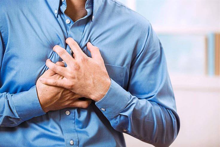 Heart attack naturallivingtips 1