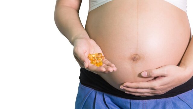 Is Fish Oil Safe During Pregnancy? A Simple Guide